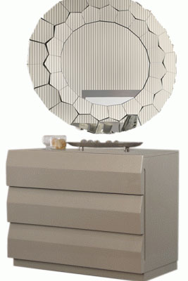 Clearance Bedroom C152 Dresser & E115 Mirror